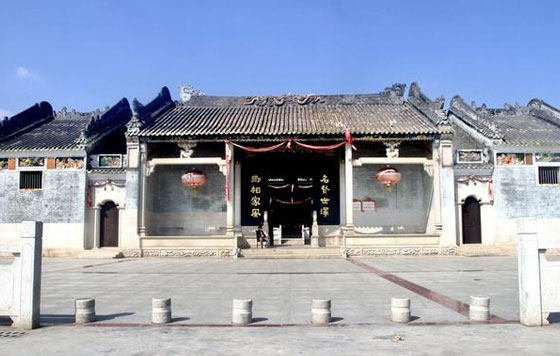 龙塘何氏始祖祠