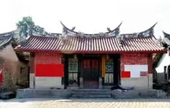 何氏宗祠（追远堂）