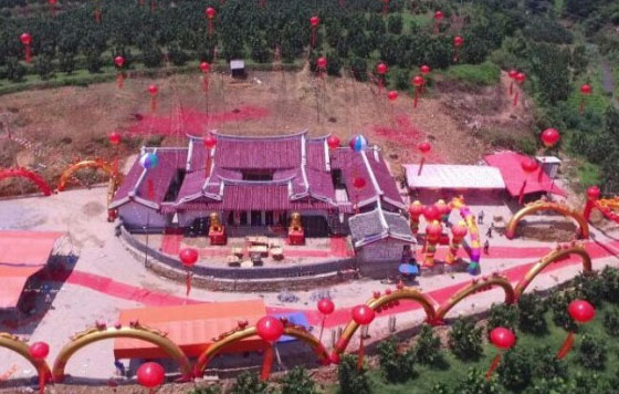 何地何氏“硕嘏堂”宗祠