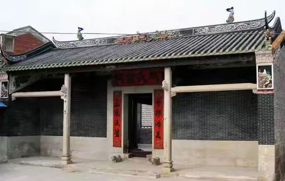 何氏宗祠（敦睦堂）