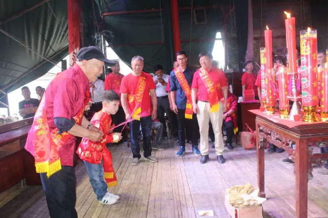 何泮山文化礼堂