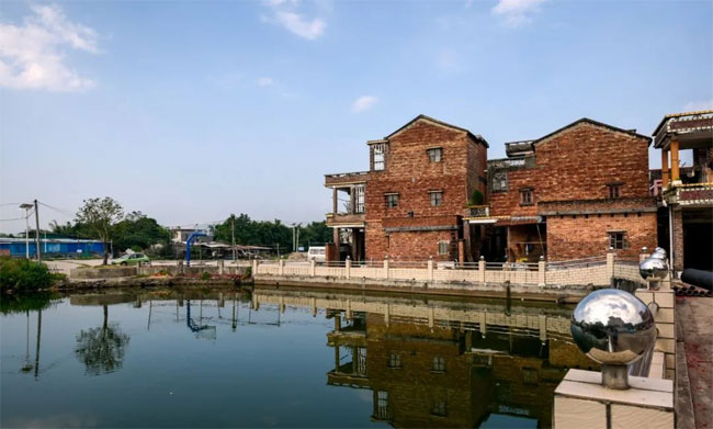 肇庆长湖村何氏