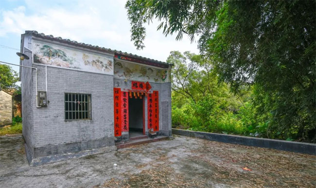 肇庆长湖村何氏