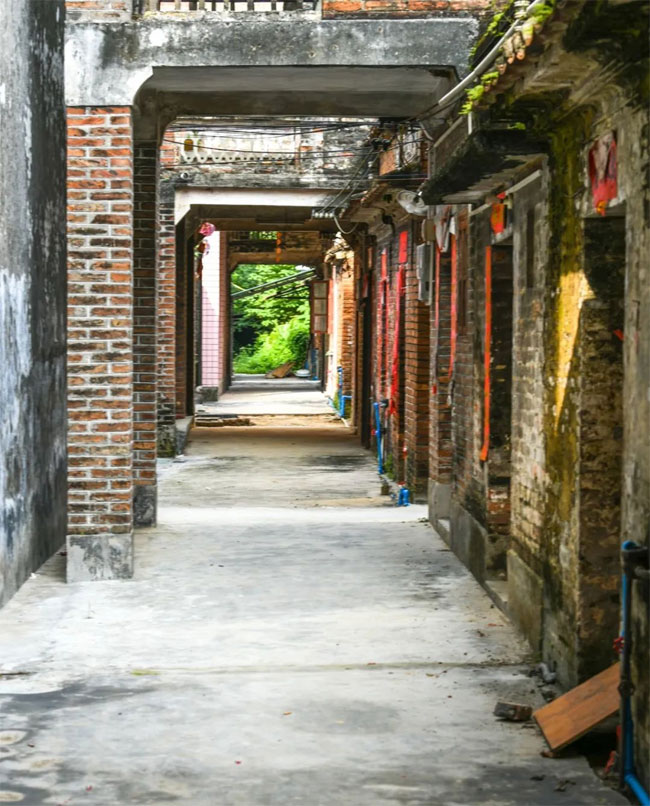 肇庆长湖村何氏