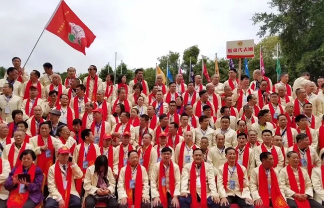 石台县何氏宗亲