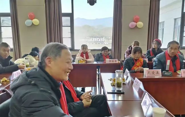 石台县何氏宗亲