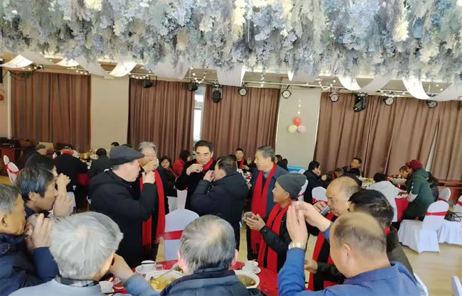 石台县何氏宗亲