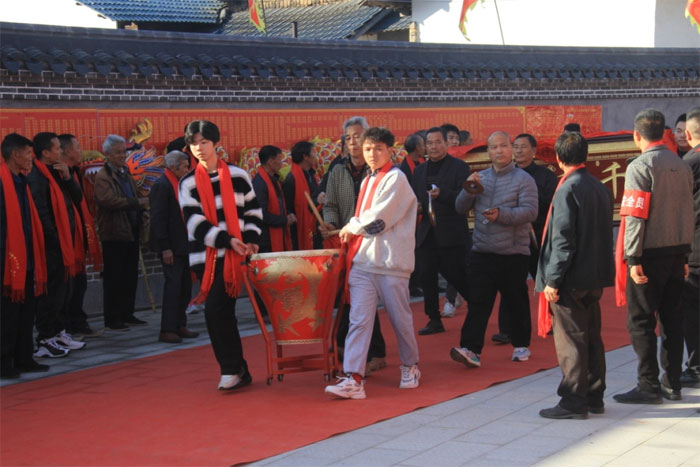 白埠村何氏宗族