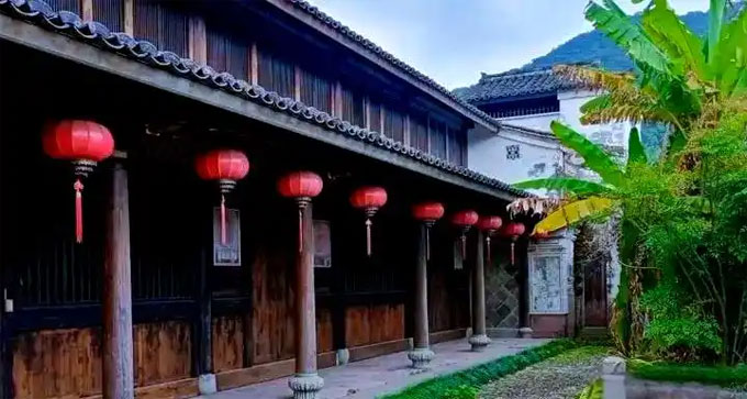 何氏何恭房祠堂